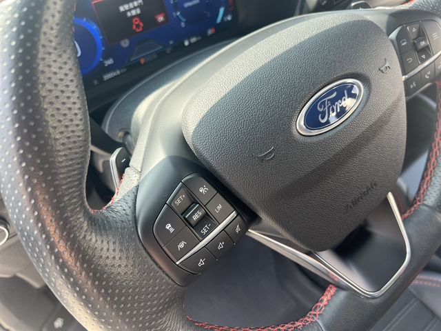 FORD福特 KUGA  第9張相片