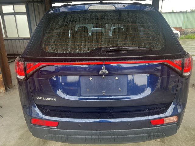 MITSUBISHI三菱 OUTLANDER  第5張相片