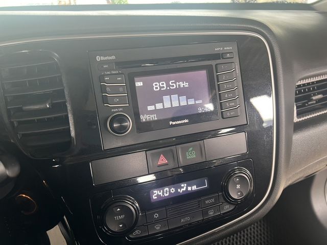 MITSUBISHI三菱 OUTLANDER  第15張相片