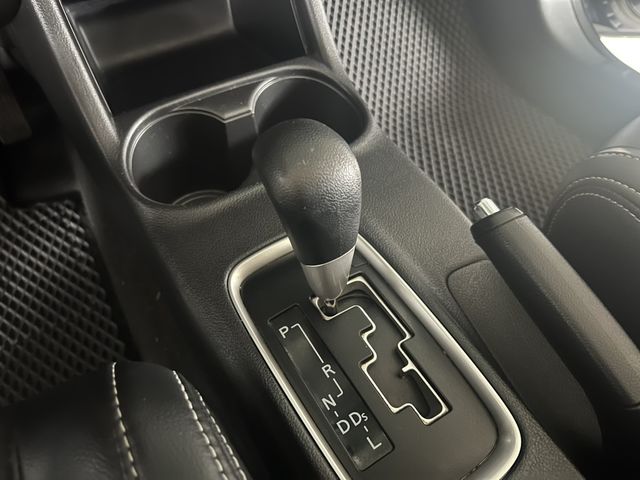 MITSUBISHI三菱 OUTLANDER  第17張相片