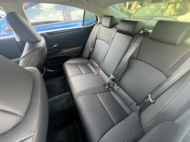 LEXUS凌志 ES200  第11張相片