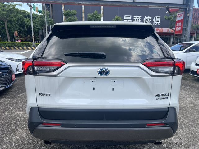 TOYOTA豐田 RAV4  第5張相片