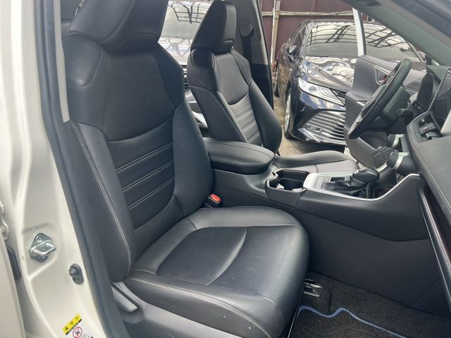 TOYOTA豐田 RAV4  第8張相片