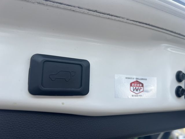 TOYOTA豐田 RAV4  第18張相片
