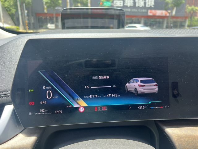 BMW寶馬 220I  第20張相片