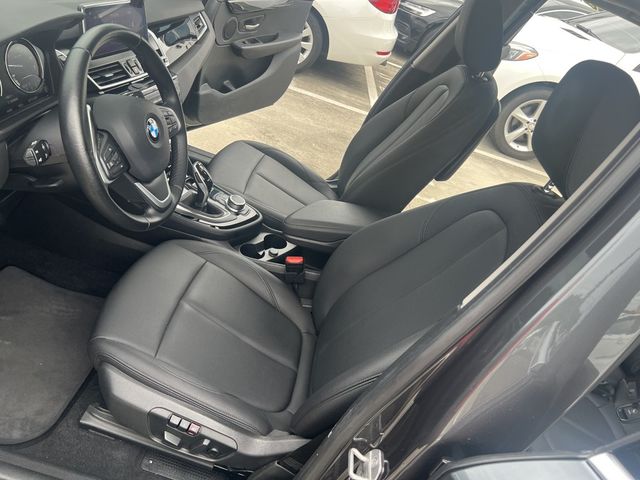 BMW寶馬 218I  第7張相片