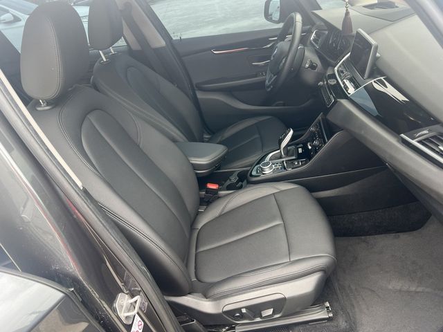 BMW寶馬 218I  第8張相片