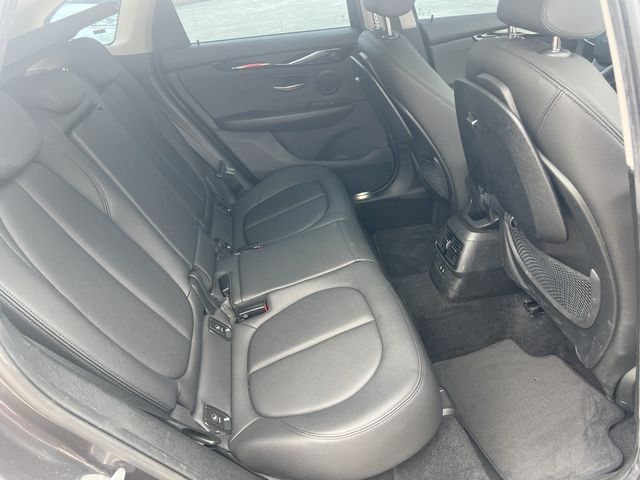 BMW寶馬 218I  第10張相片