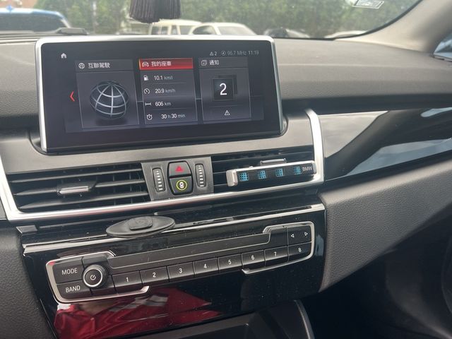 BMW寶馬 218I  第14張相片