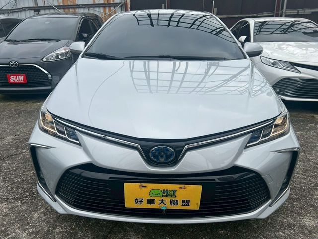 TOYOTA豐田 COROLLA ALTIS HYBRID  第2張相片