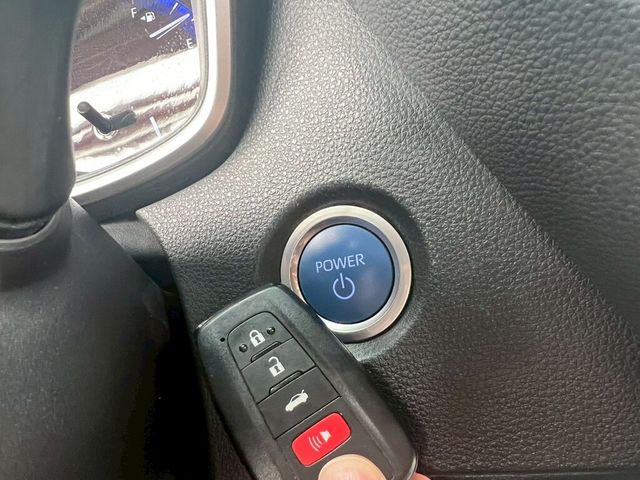 TOYOTA豐田 COROLLA ALTIS HYBRID  第15張相片