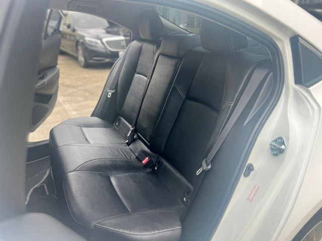 TOYOTA豐田 ALTIS  第9張相片