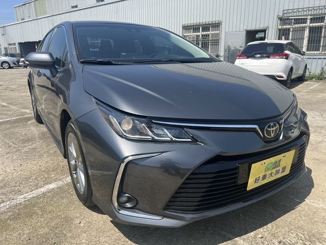 TOYOTA豐田 ALTIS  第3張相片
