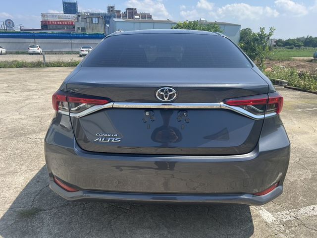 TOYOTA豐田 ALTIS  第5張相片