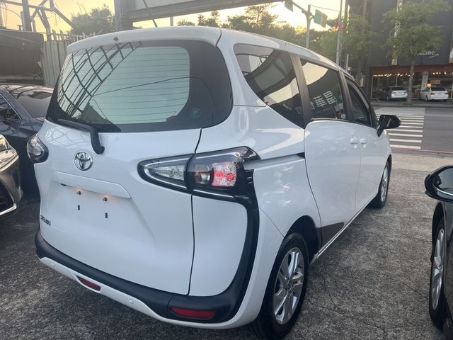 TOYOTA豐田 SIENTA  第4張相片