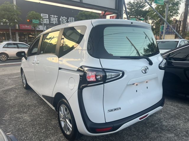 TOYOTA豐田 SIENTA  第6張相片