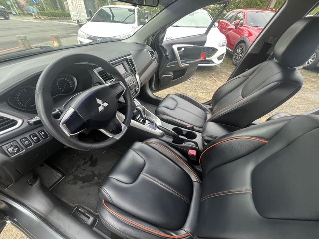 MITSUBISHI三菱 LANCER  第11張相片