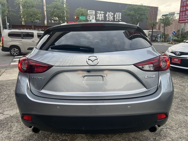 MAZDA馬自達 MAZDA 3  第5張相片