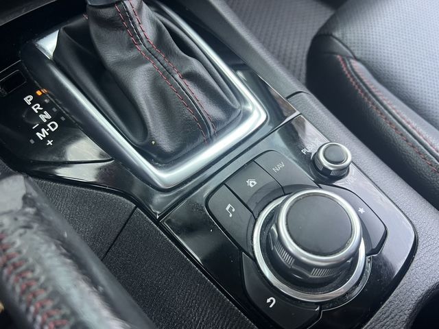 MAZDA馬自達 MAZDA 3  第18張相片