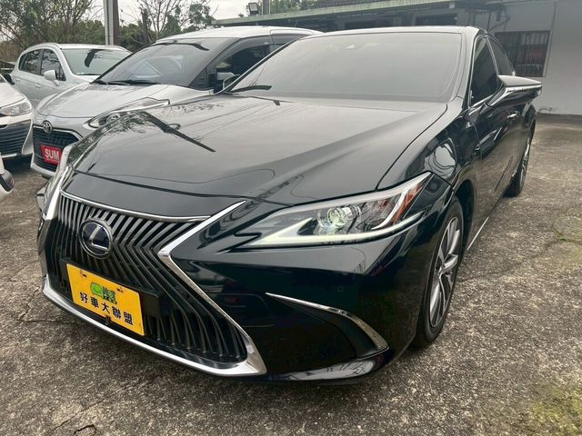 LEXUS凌志 ES300H  第1張相片