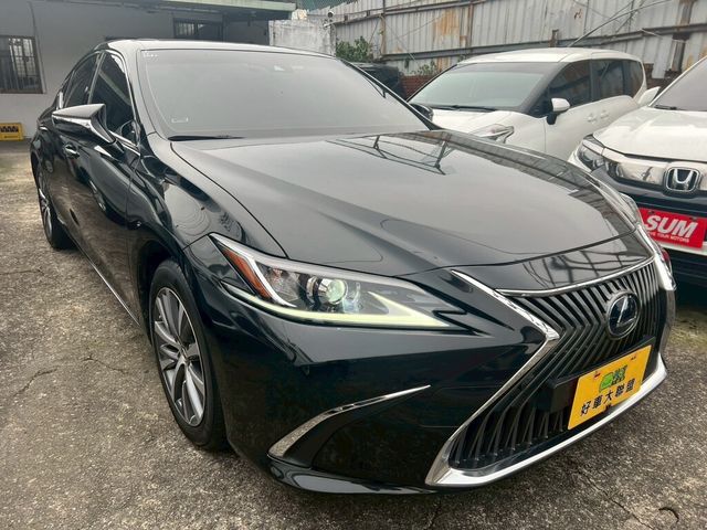 LEXUS凌志 ES300H  第2張相片