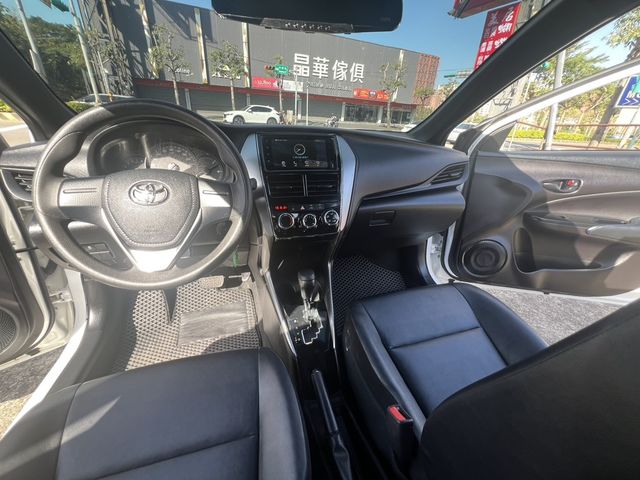 TOYOTA豐田 YARIS  第13張相片