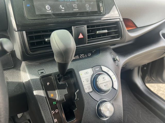 TOYOTA豐田 SIENTA  第15張相片