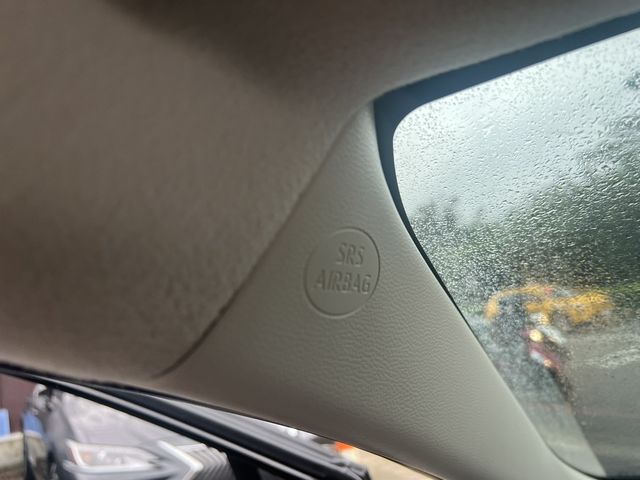 TOYOTA豐田 COROLLA ALTIS HYBRID  第18張相片