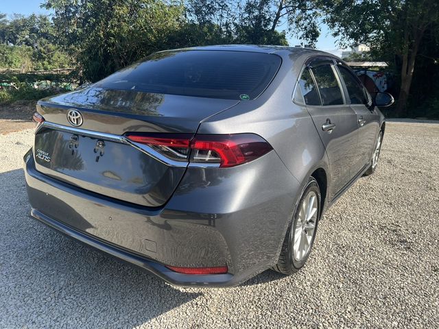 TOYOTA豐田 ALTIS  第4張相片