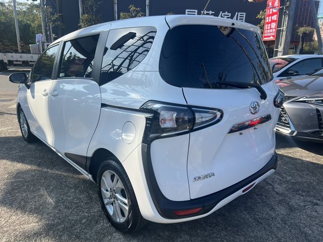 TOYOTA豐田 SIENTA  第6張相片