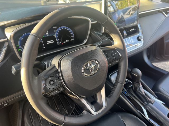 TOYOTA豐田 COROLLA ALTIS HYBRID  第7張相片