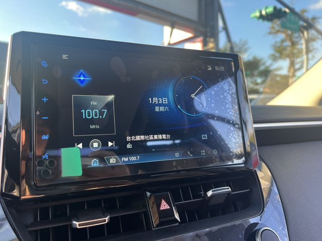 TOYOTA豐田 COROLLA ALTIS HYBRID  第9張相片