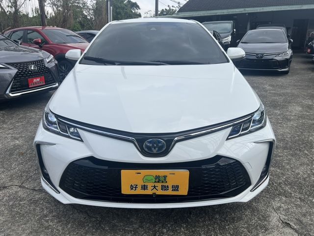 TOYOTA豐田 COROLLA ALTIS HYBRID  第2張相片