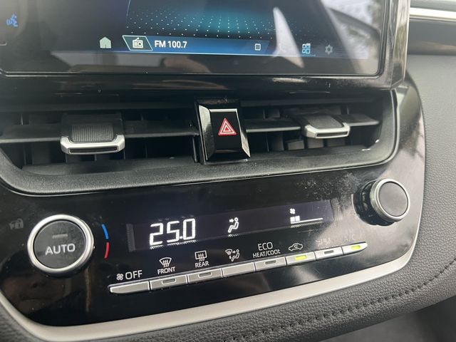 TOYOTA豐田 COROLLA ALTIS HYBRID  第17張相片