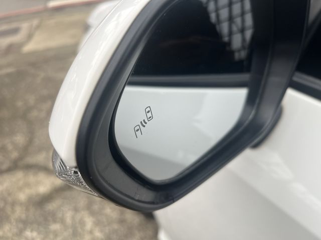 TOYOTA豐田 COROLLA ALTIS HYBRID  第20張相片