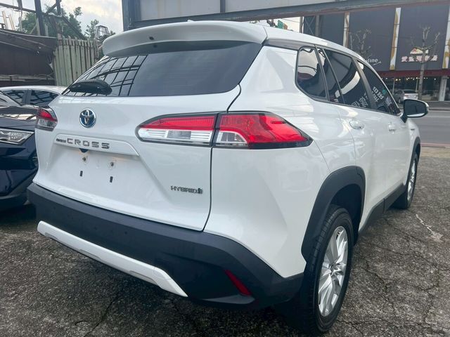 TOYOTA豐田 COROLLA CROSS HYBRID  第6張相片