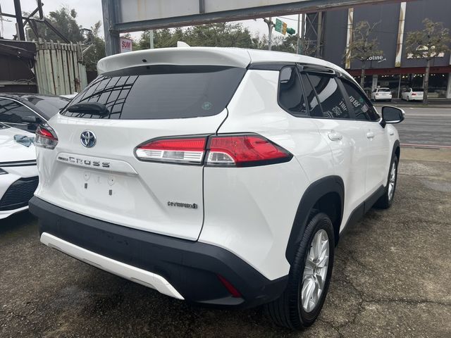 TOYOTA豐田 COROLLA CROSS HYBRID  第4張相片
