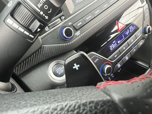 HYUNDAI現代 ELANTRA  第14張相片