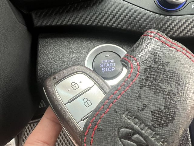 HYUNDAI現代 ELANTRA  第17張相片