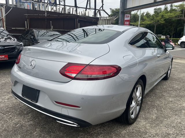 M-BENZ賓士 C180 COUPE  第4張相片