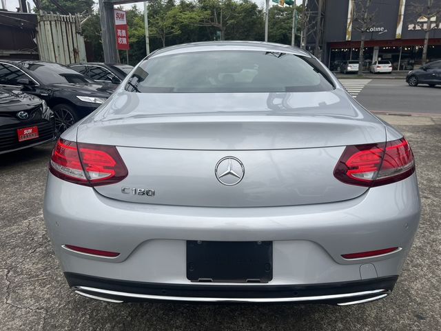 M-BENZ賓士 C180 COUPE  第5張相片