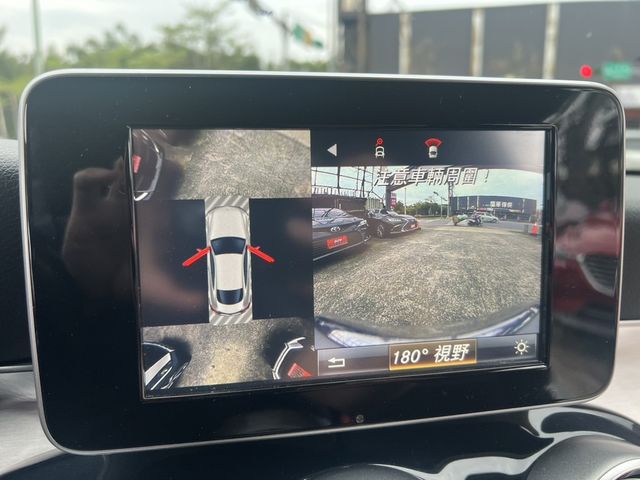 M-BENZ賓士 C180 COUPE  第13張相片