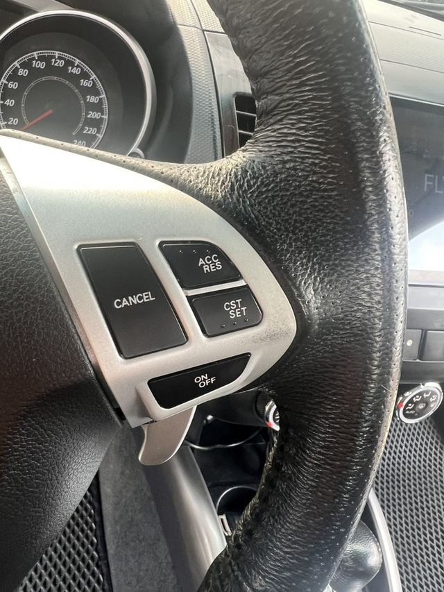 MITSUBISHI三菱 OUTLANDER  第15張相片