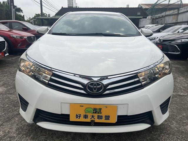 TOYOTA豐田 ALTIS  第2張相片