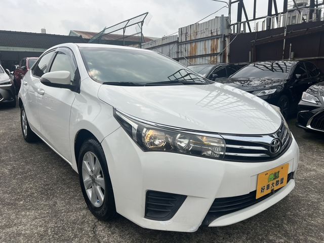 TOYOTA豐田 ALTIS  第3張相片
