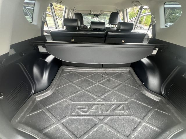 TOYOTA豐田 RAV4  第11張相片