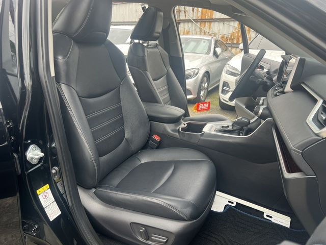 TOYOTA豐田 RAV4  第8張相片