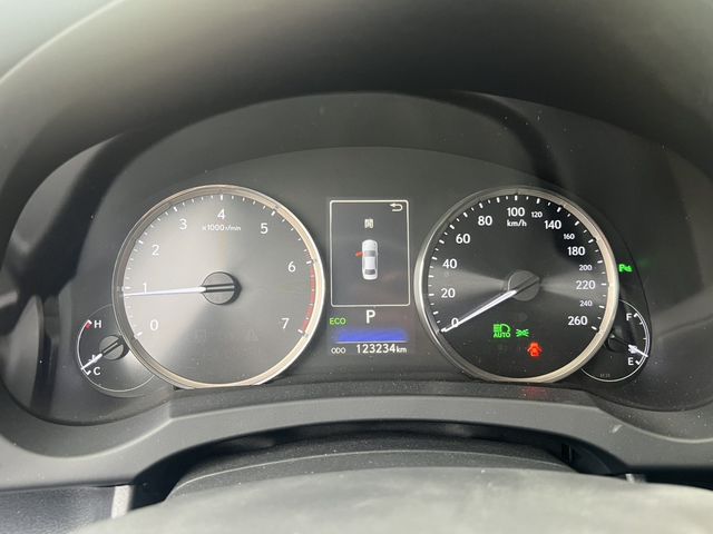 LEXUS凌志 IS 300  第17張相片