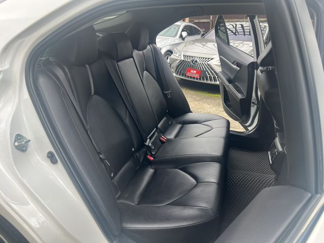 TOYOTA豐田 CAMRY  第10張相片