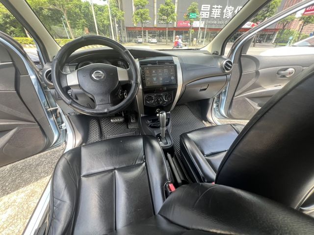 NISSAN日產 LIVINA  第12張相片
